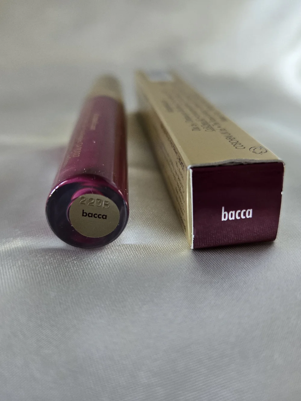 Stila NIB Stay All Day Liquid Lipstick — Bacca (Magenta)